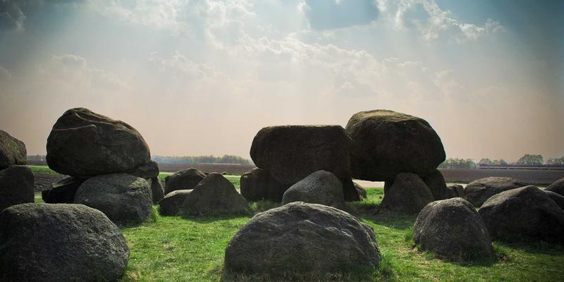 CW388导航芯片固件安全深度解析：加密通信与防逆向工程的核心保护策略